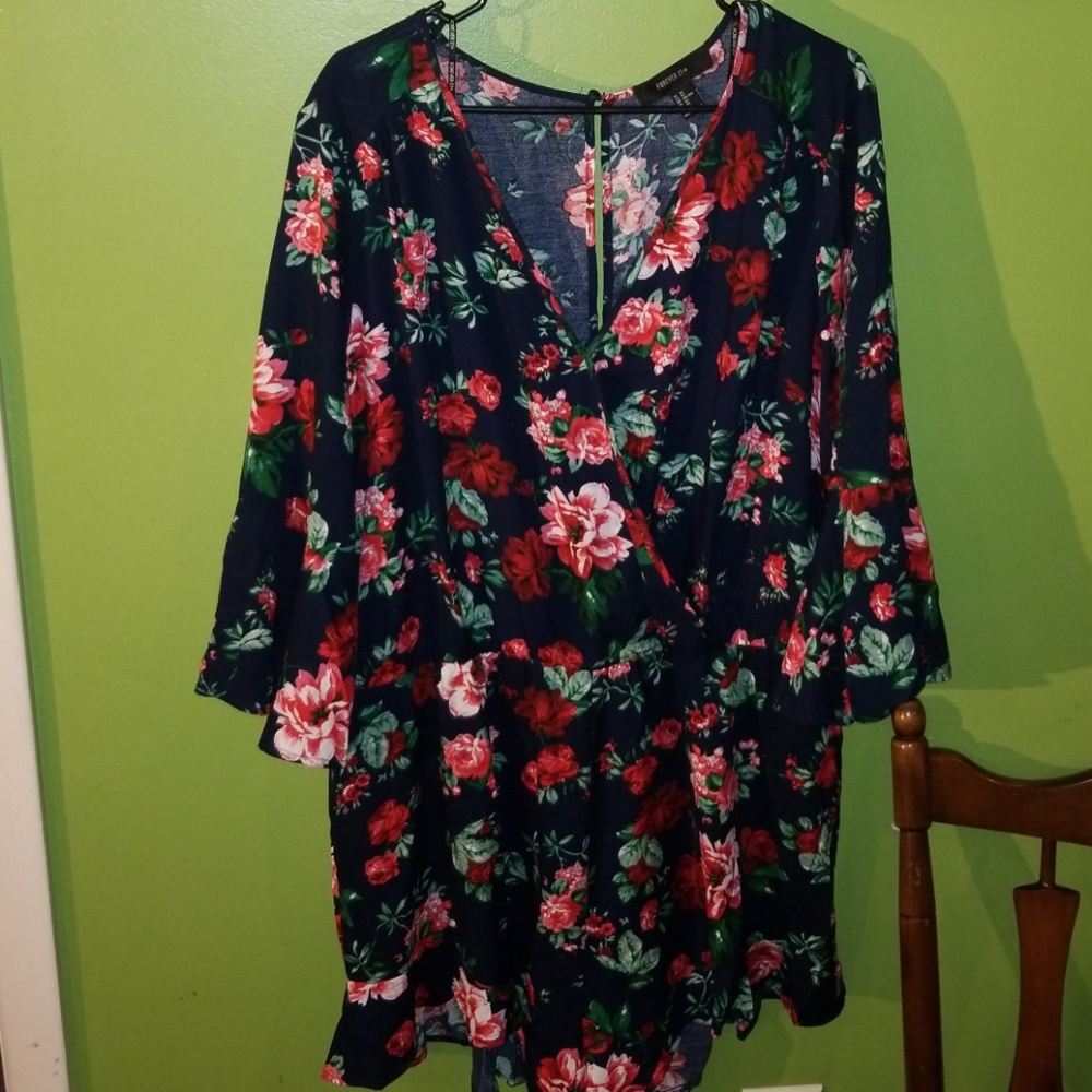 Forever 21 navy floral romper